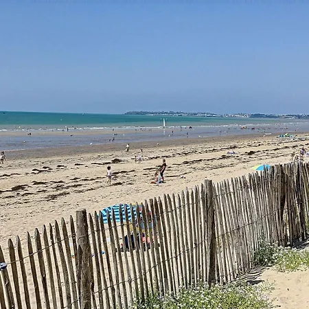 Avec Parking A 250m De La Plage, Proche Commerces