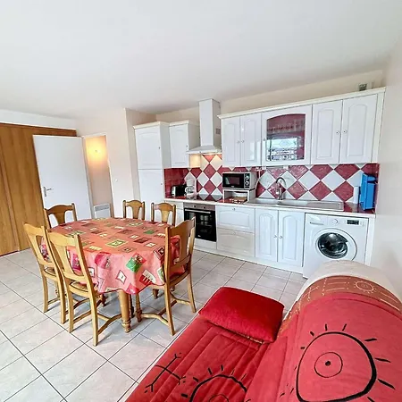 Apartment Avec Parking A 250m De La Plage, Proche Commerces - Fr-1-361-120 *