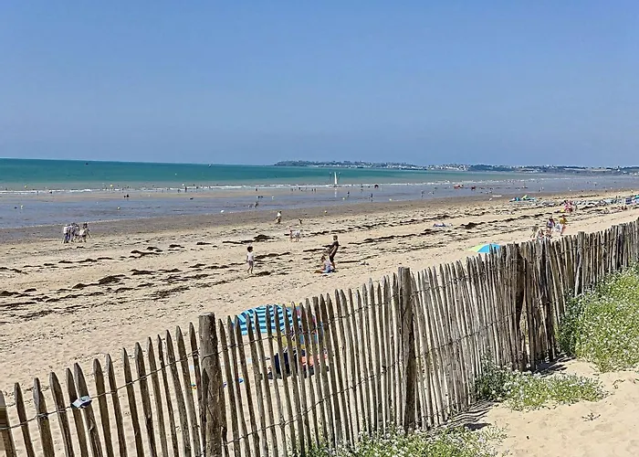 Avec Parking A 250m De La Plage, Proche Commerces - Fr-1-361-120
